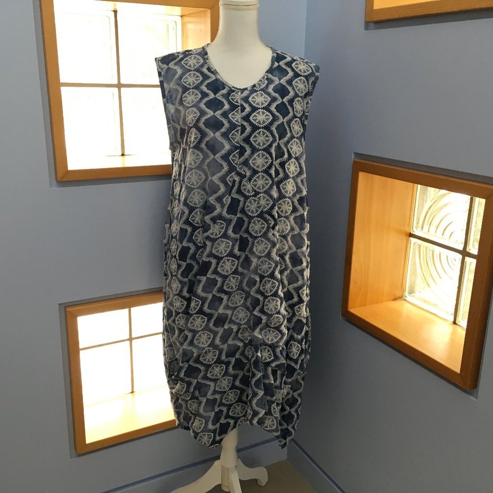 Dress to Kill Blue Sleeveless Embroidered Dress O/S